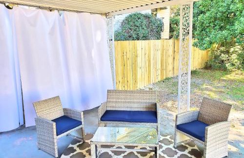 Biloxi House | 367 Porter Avenue