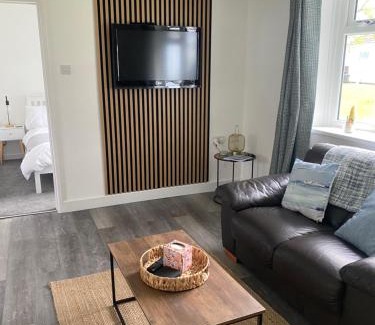 Scurlage House | 37 Gower holiday village Ty Seren Cosy 2 bedroom chalet with a seasonal indoor pool