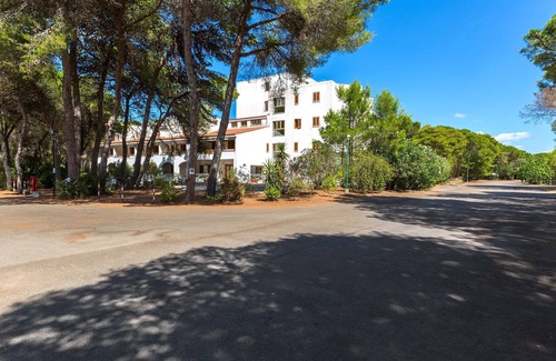 Acaya Apartment | 3736 Appartamento Fiorita by BarbarHouse