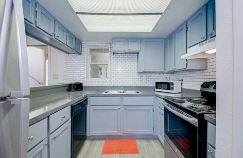 Casa Grande Condo | 37A- Casa Grande Modern Condo 1bd w Heated Pool