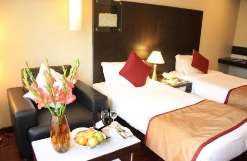 Gandhi Nagar Hotel | 37th Crescent Hotel Bengaluru