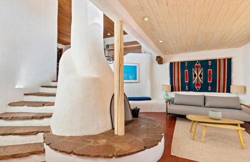 Vista Encantada House | 384 Calle Loma Norte
