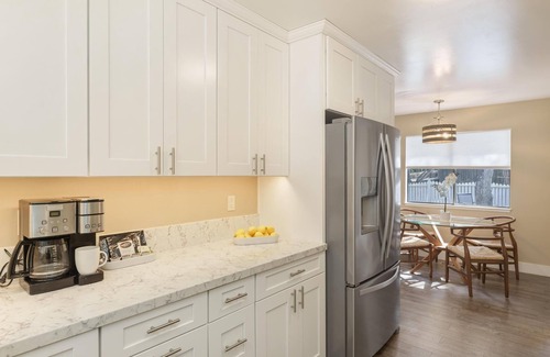 Del Monte Forest House | 3880 Casa Azul - Near Hiking Trails, Golf & Town