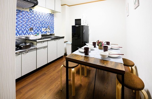 Naniwa Apartment | 38㎡ 2DK🏵️DaikokuchoStation 1-3minsWalk🏵️Osaka Kizu Market 4mins walk🏵️MAX5ppl