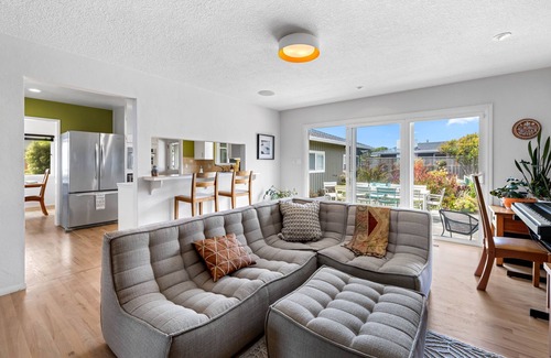 Westside Santa Cruz House | 3977 Cliff House - Ocean Front Santa Cruz Home