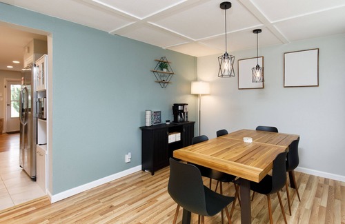 Barnum West House | 3b/2b West Denver Home BBQ/Fire pit and large yard near Red Rocks/Downtown