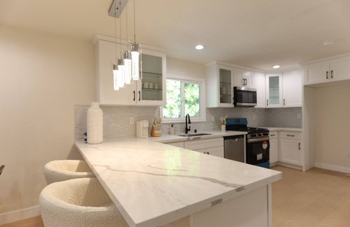 Altadena House | 3B house in charming Altadena with AC, WiFi