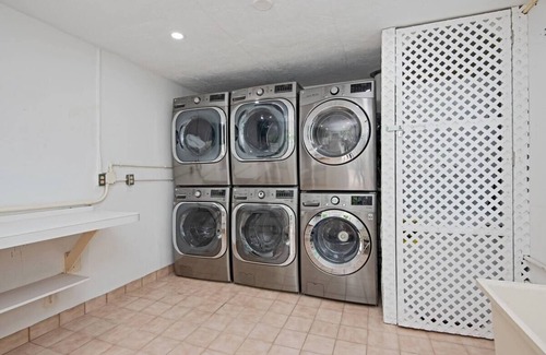 Safety Harbor Apartment | 3B Newly Renovated Studio at Coastal Cottages!