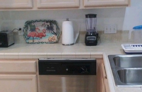Slidell House | 3bd 2.5 bath waterfront townhouse