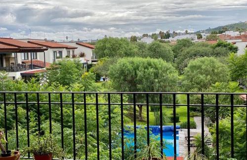 San Miguel de Allende Apartment | 3BD 2BA, AC Pool, Gym, Parking and Security