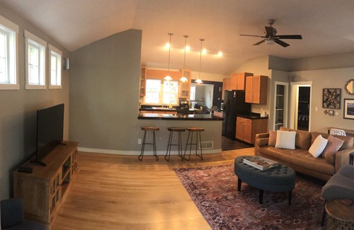 Golden House | 3BD/2BA Downtown Golden home close to hiking, biking, breweries & restaurants