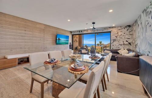 Paraiso Escondido House | 3BD-3BA Overlooking Quivira above Sunset Beach