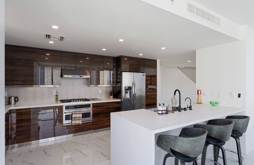 Downtown San Diego Condo | 3bd double story downtown Marina penthouse - near ComicCon!