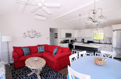 Indian Neck Heights House | 3BD Indian Neck Beauty-A/C, Water Views, Steps to Burton Baker Beach