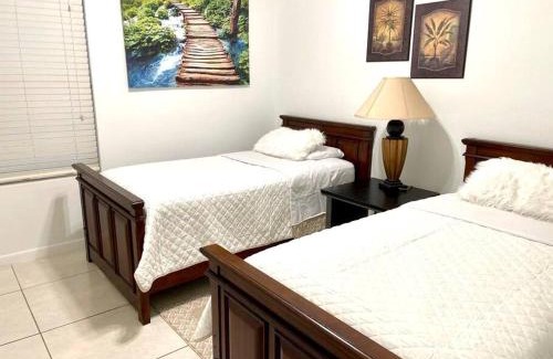 McAllen Apartment | 3BD2BATH, SUPERB LOCATION, NEAR AIRPORT, Mall