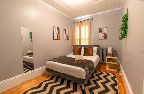 Salem Apartment | 3BDR 2BA Downtown Salem with Parking