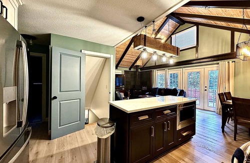 Rapid City House | 3BDR Home by Torch Lake Sandbar 11931