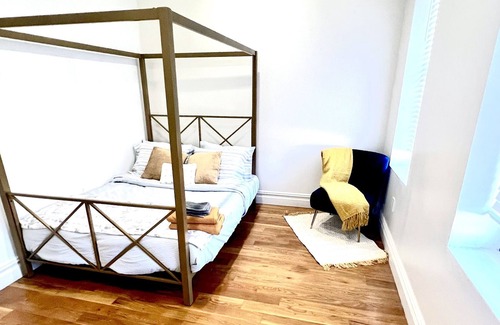 East New York Apartment | 3bed/2bath