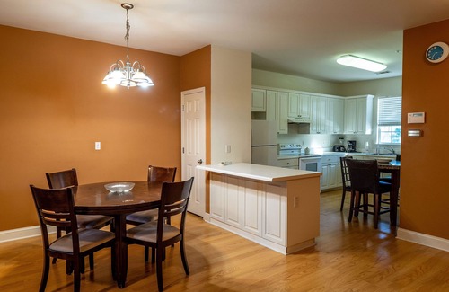 North Charleston House | 3bedroom 3.5bath Spacious, Garage with 6 beds