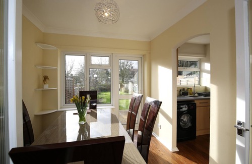 Begbroke House | 3bedroom Oxford next to Cotswold, Bleinhem, Bicester with Executive King Bed