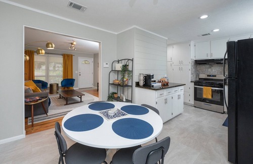 Columbus House | 3BR 2BA Ft. Moore Columbus home away from home. Great location, clean & modern