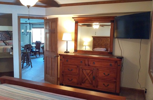 Welaka Condo | 3BR/2BA Waterfront Condo w/Dedicated Deep Water Boat Slip