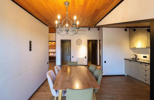 Avlabari Apartment | 3BR apt w huge terrace & magnificent views