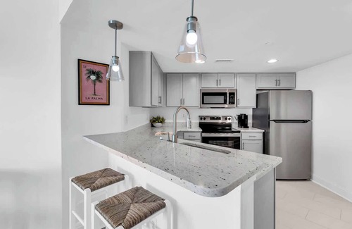 Downtown Myrtle Beach Condo | 3BR Beach Gem Full Ocean Views From All Bedrooms