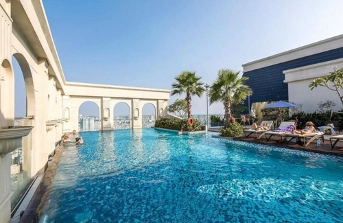 Bach Dang Riverside Apartment | 3Br-CITY CENTER w INF POOL-Hana's Apart
