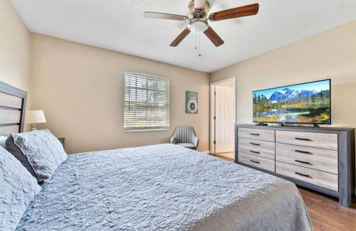 North Port House | 3BR Coastal Escape Near Beaches, Golf, Shops