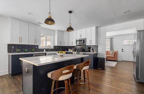 Smyrna House | 3BR Entertainment Home Near The Braves, Sleeps 10