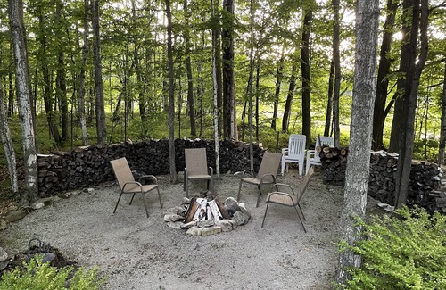 Egg Harbor House | 3BR Home Nestled on a Door County Wooded Lot