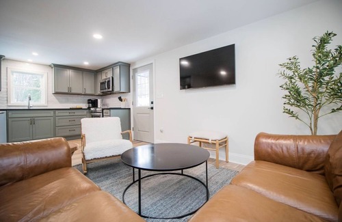 Wolfeboro House | 3BR House w/backyard 5 min to Beautiful Downtown Wolfeboro