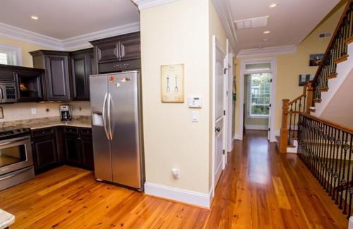 Myrtle Beach Apartment | 3BR Luxury Vacation Home - Unbeatable Location and View