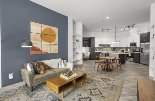 Tempe Apartment | 3BR Modern Cozysuites Town Lake Waterfront 2&3