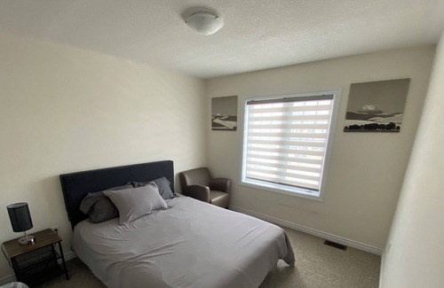 Alcona House | 3BR new & cozy vacation home near Friday Harbour