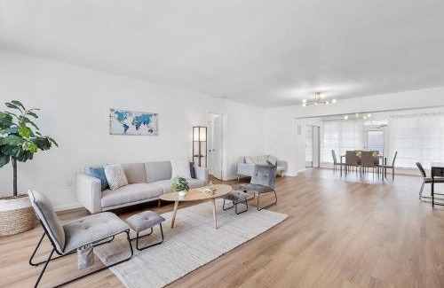 Ojus House | 3BR Newly Renovated In Miami 15 Min To Beach