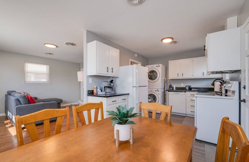 Newport News House | 3BR Newport News Home, Perfect for Shipyard Access