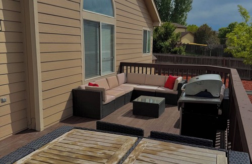 Sterling Hills House | 3BR Oasis W/Gazebo + Fire Pit