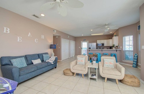 Terramar Beach House | 3Br Ocean/Bay Views - Walk to the Beach!