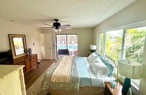 Deep Creek House | 3BR Punta Gorda Pool home in Deep Creek- Swim Dine Relax Pet Friendly