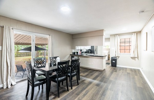 North Little Rock House | 3BR Spacious & Fully Fenced Home