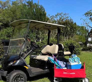 Waveland House | 3BR Stay Near the Sand