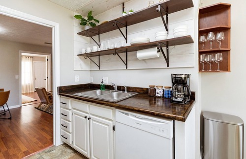 Warner Robins House | 3BR Townhouse | RAFB | Fully Fenced