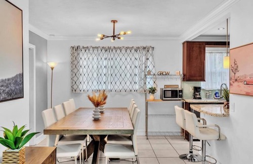 Hollywood Hills House | 3BR Vacation Villa w/Pool ~ Near Beach & Casino