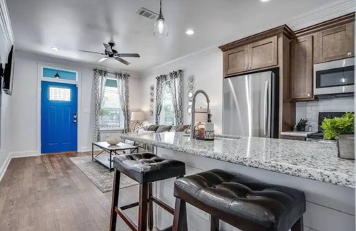 Lower Ninth Ward House | 3BR w/Backyard & Grill Fais Do Do Suite on Gordon