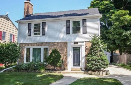Whitefish Bay House | 3BR Whitefish Bay Wonder!