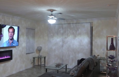 Venice Villa | 3mins from Venice Beach 25-30mins away from 7 other beaches. WOW!