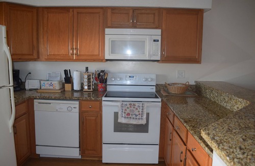 Wilmington Beach Condo | 3rd Floor 2BR OF Condo - Near Boardwalk; Daily chairs/umbrella rental in summer
