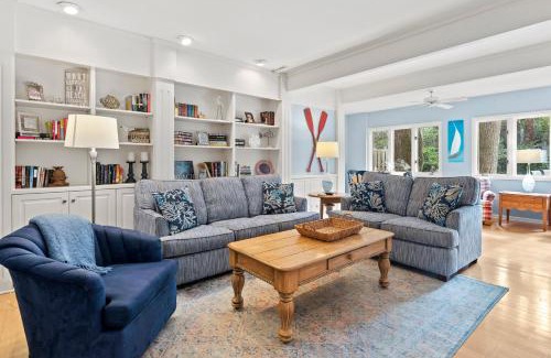 Oceanside House | 3rd Row Beach House - Private Pool & Spa - 16 Oyster Catcher Rd